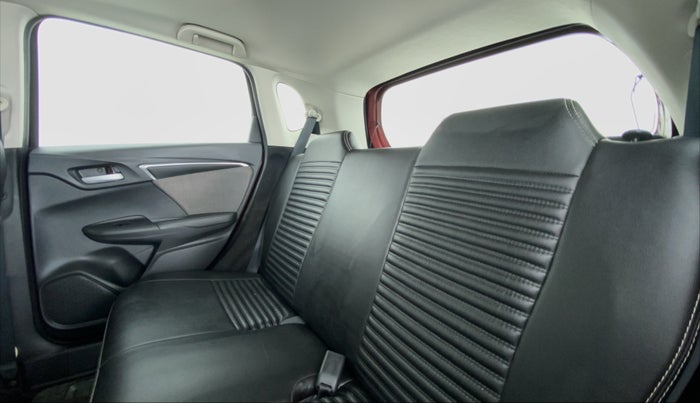 2017 Honda WR-V 1.2 i-VTEC VX MT, Petrol, Manual, 27,040 km, Right Side Rear Door Cabin