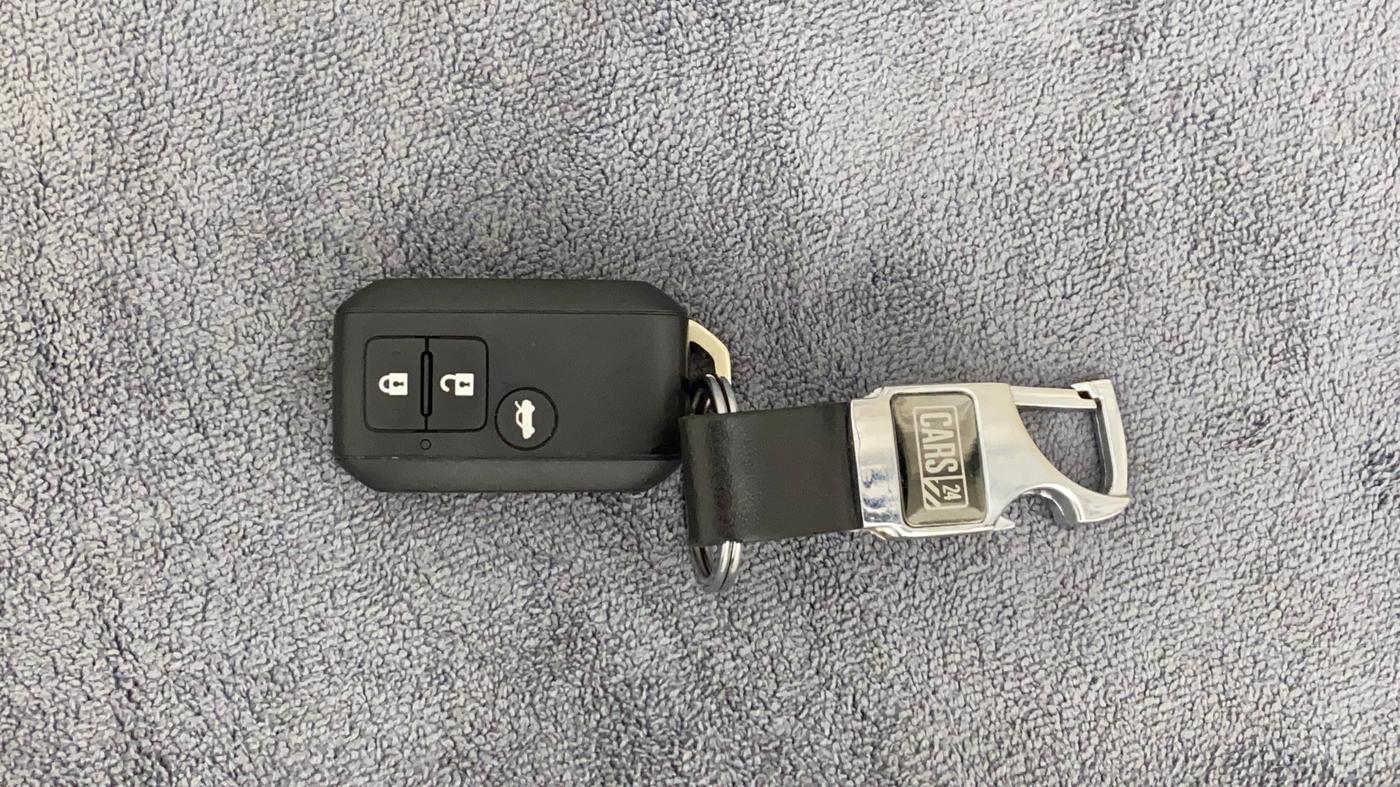 2020 Maruti Dzire ZXI, Petrol, Manual, 32,057 km, Key Close Up