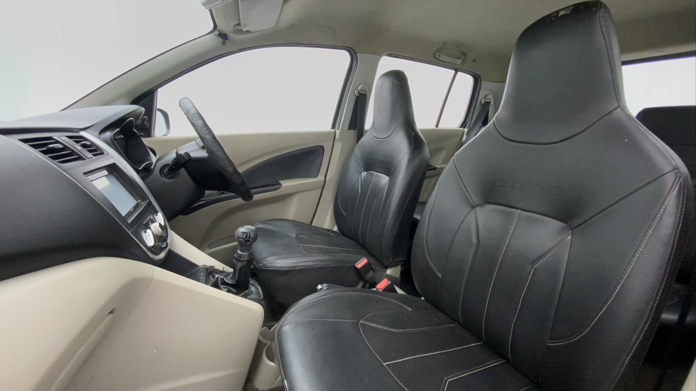 2016 Maruti Celerio VDI, Diesel, Manual, 85,221 km, Right Side Front Door Cabin