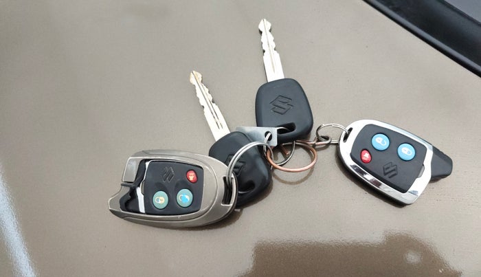 2018 Maruti Wagon R 1.0 LXI CNG, CNG, Manual, 83,232 km, Key Close Up