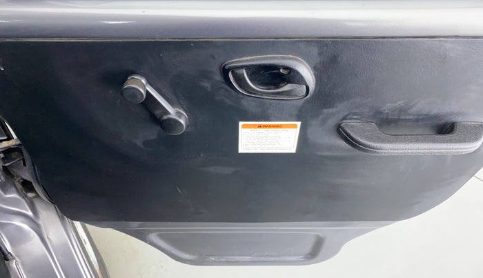 2018 Maruti Eeco 5 STR CNG WITH AC PLUSHTR, CNG, Manual, 54,876 km, Driver Side Door Panels Control