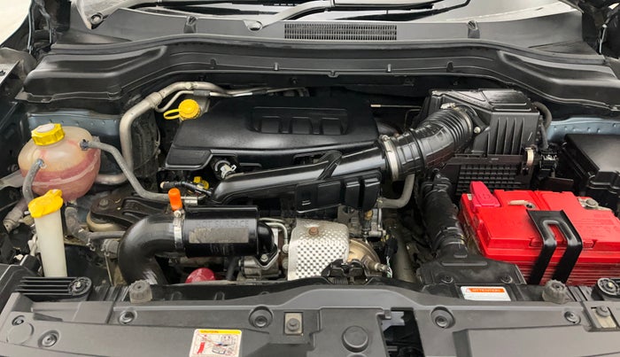 2019 Mahindra XUV300 W8 1.2 PETROL, Petrol, Manual, 92,693 km, Engine View