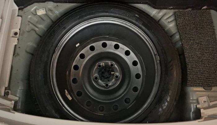 2019 Mahindra XUV300 W8 1.2 PETROL, Petrol, Manual, 92,693 km, Spare Tyre