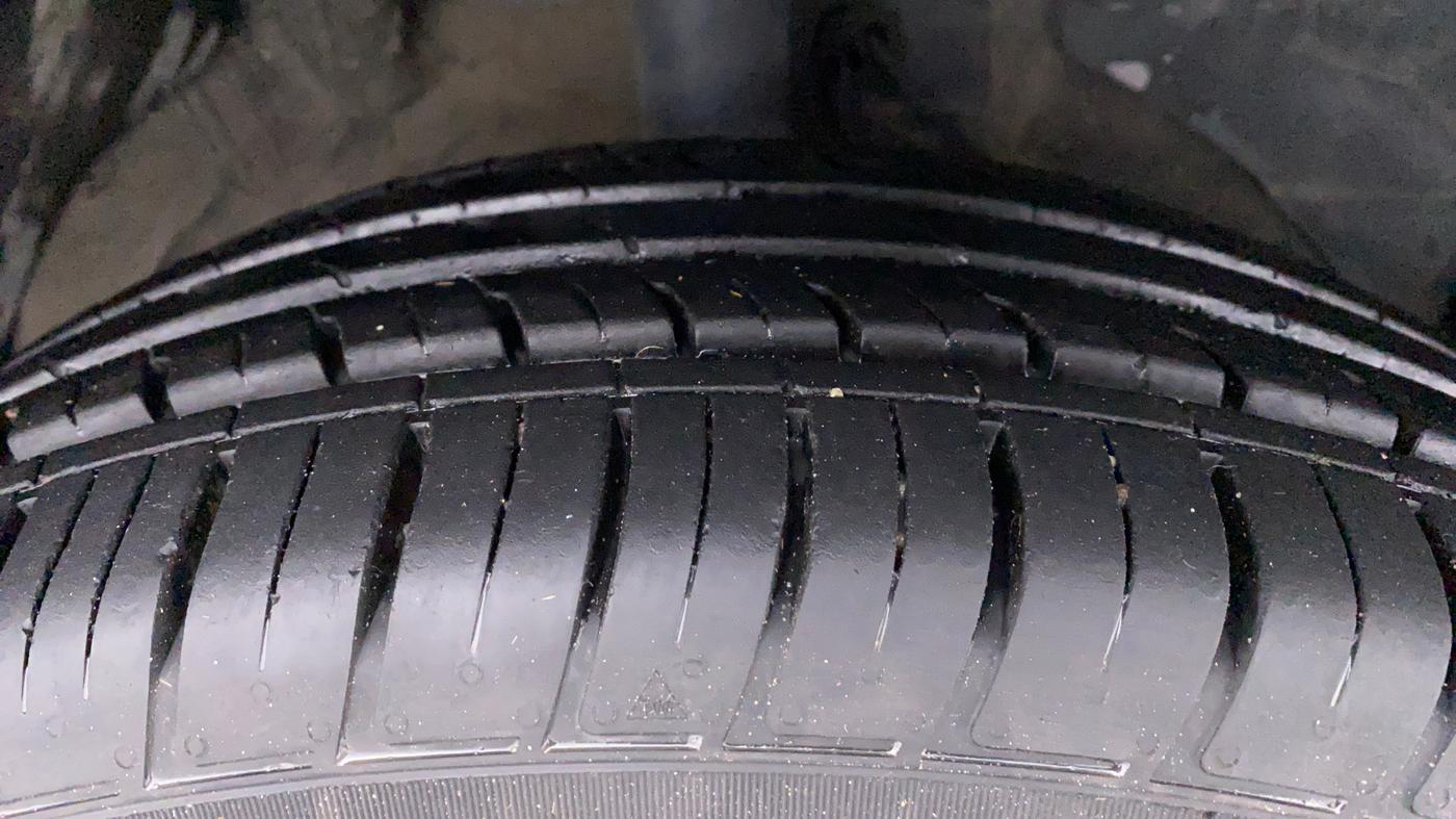 2021 MG HECTOR SHINE 1.5 TURBO MT, Petrol, Manual, 18,780 km, Right Front Tyre Tread