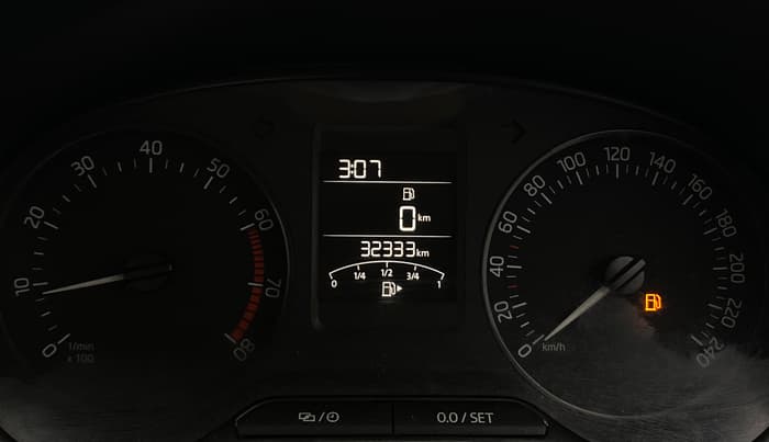 2018 Skoda Rapid AMBITION 1.6 MPI MT, Petrol, Manual, 32,329 km, Odometer Image