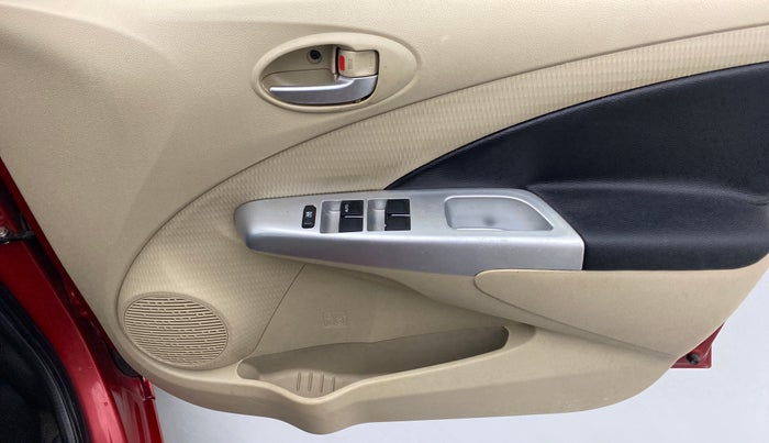 2016 Toyota Etios Liva D 4D VD, Diesel, Manual, 39,890 km, Driver Side Door Panels Control