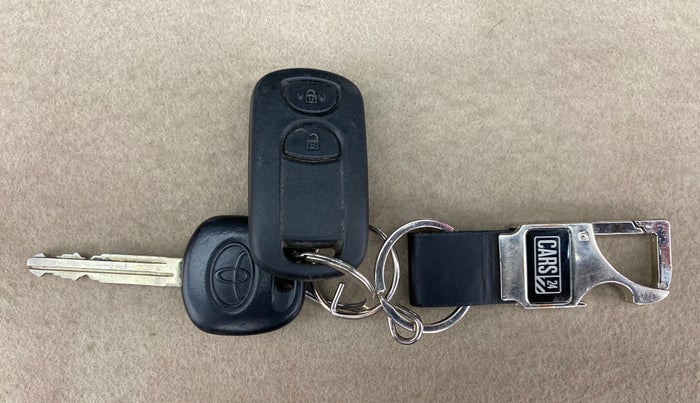 2016 Toyota Etios Liva D 4D VD, Diesel, Manual, 39,890 km, Key Close Up