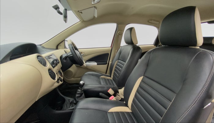 2016 Toyota Etios Liva D 4D VD, Diesel, Manual, 39,890 km, Right Side Front Door Cabin