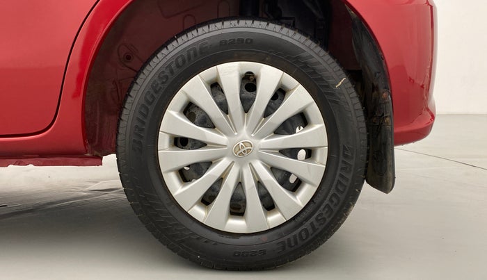 2016 Toyota Etios Liva D 4D VD, Diesel, Manual, 39,890 km, Left Rear Wheel