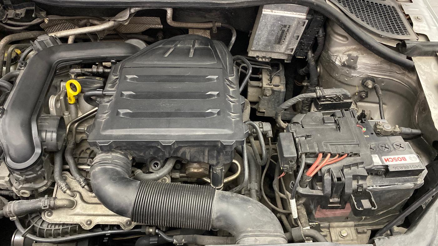 2021 Skoda Rapid AMBITION AT TSI, Petrol, Automatic, 1,11,308 km, Engine View - Left