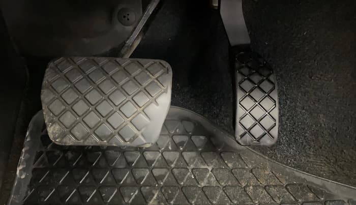 2021 Skoda Rapid AMBITION AT TSI, Petrol, Automatic, 1,11,308 km, Pedals