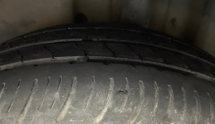 2021 Skoda Rapid AMBITION AT TSI, Petrol, Automatic, 1,11,308 km, Left Rear Tyre Tread