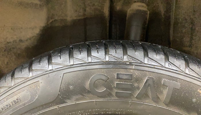 2022 Renault Kwid CLIMBER MT 1.0, Petrol, Manual, 14,492 km, Left Rear Tyre Tread