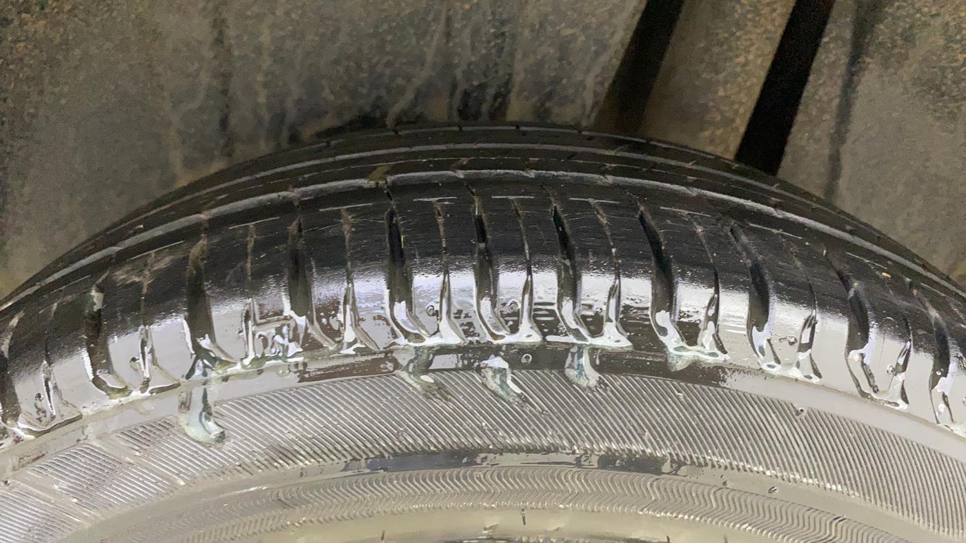 2021 Maruti XL6 ZETA AT, Petrol, Automatic, 22,259 km, Left Rear Tyre Tread