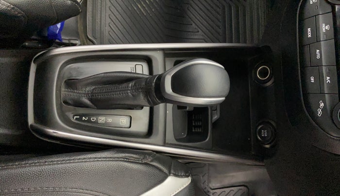 2021 Maruti XL6 ZETA AT, Petrol, Automatic, 22,259 km, Gear Lever