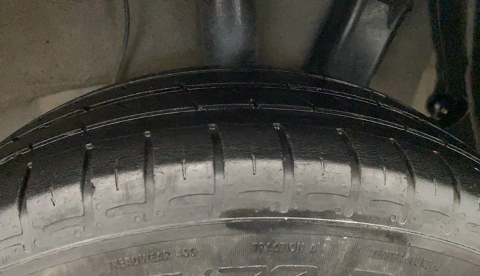 2022 Hyundai AURA S 1.2 CNG, CNG, Manual, 46,514 km, Left Rear Tyre Tread