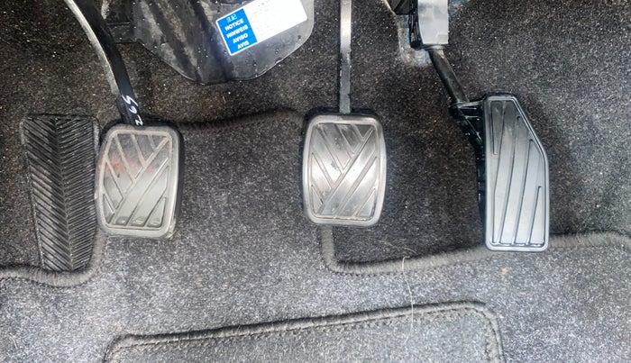 2018 Maruti Baleno ZETA PETROL 1.2, Petrol, Manual, 73,208 km, Pedals