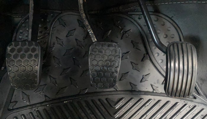 2023 Tata Tiago XT PETROL, Petrol, Manual, 30,715 km, Pedals