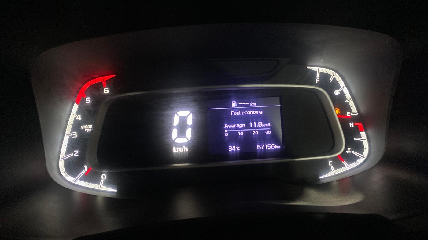 2022 KIA SONET HTE 1.5, Diesel, Manual, 67,166 km, Odometer Image
