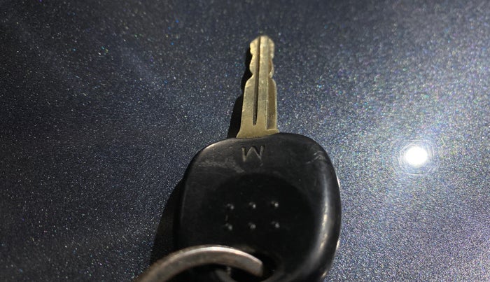 2022 KIA SONET HTE 1.5, Diesel, Manual, 67,153 km, Key Close Up