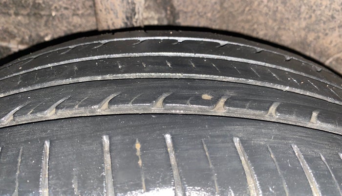 2022 KIA SONET HTE 1.5, Diesel, Manual, 67,153 km, Right Rear Tyre Tread