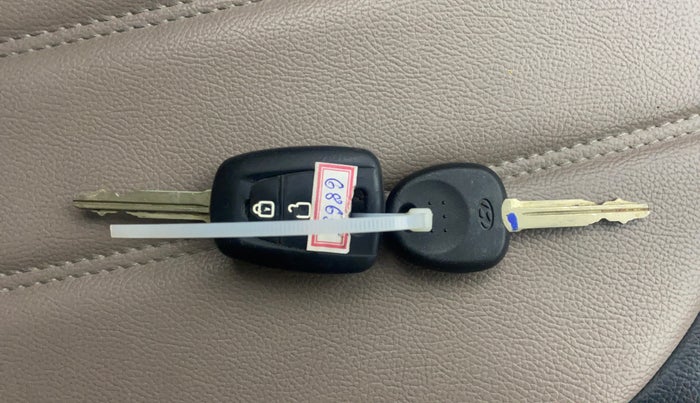 2018 Hyundai Grand i10 SPORTZ 1.2 KAPPA VTVT, Petrol, Manual, 23,539 km, Key Close Up