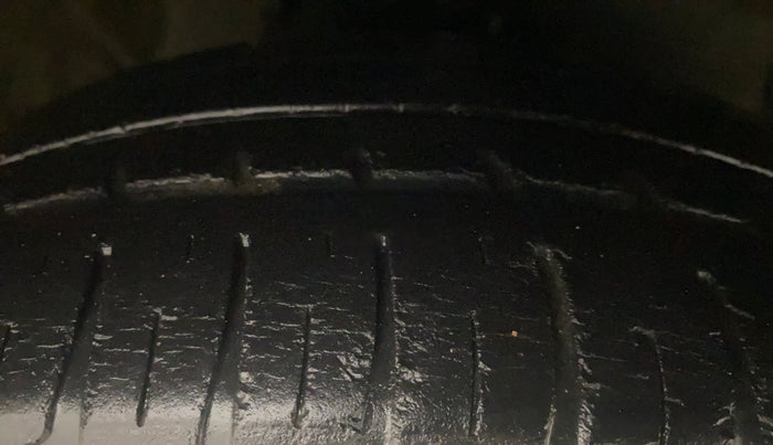 2018 Hyundai Grand i10 SPORTZ 1.2 KAPPA VTVT, Petrol, Manual, 23,539 km, Right Front Tyre Tread