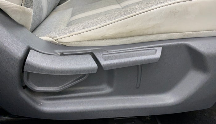 2020 Hyundai GRAND I10 NIOS SPORTZ 1.2 AT, Petrol, Automatic, 6,122 km, Driver Side Adjustment Panel