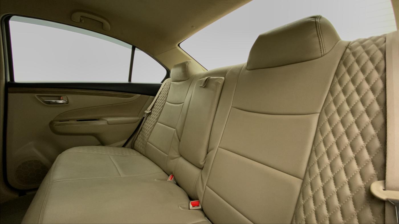 2022 Maruti Ciaz SIGMA 1.5 SHVS MT  PETROL, Petrol, Manual, 36,856 km, Right Side Rear Door Cabin