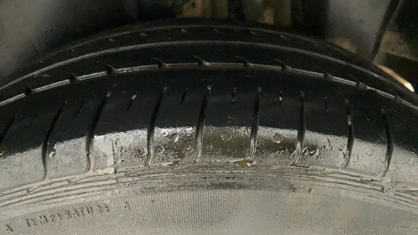 2022 Maruti Ciaz SIGMA 1.5 SHVS MT  PETROL, Petrol, Manual, 36,856 km, Left Rear Tyre Tread