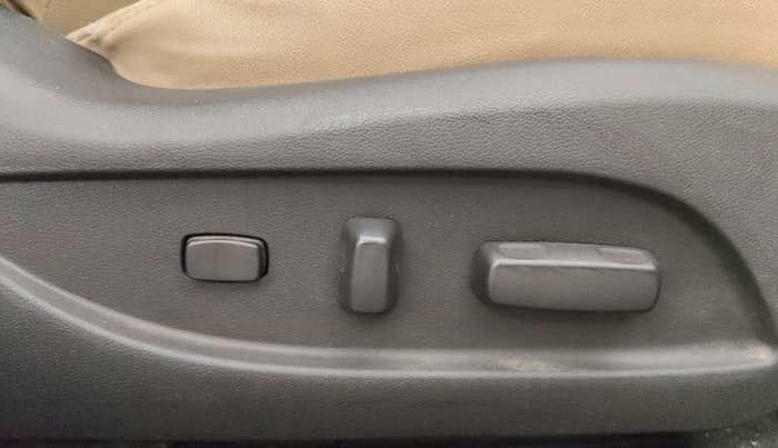 2014 Hyundai Sonata 2.4 GDI AT, Petrol, Automatic, 57,527 km, Driver Side Adjustment Panel