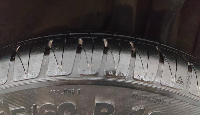 2020 KIA SONET GTX PLUS 1.0 IMT, Petrol, Manual, 25,691 km, Left Rear Tyre Tread