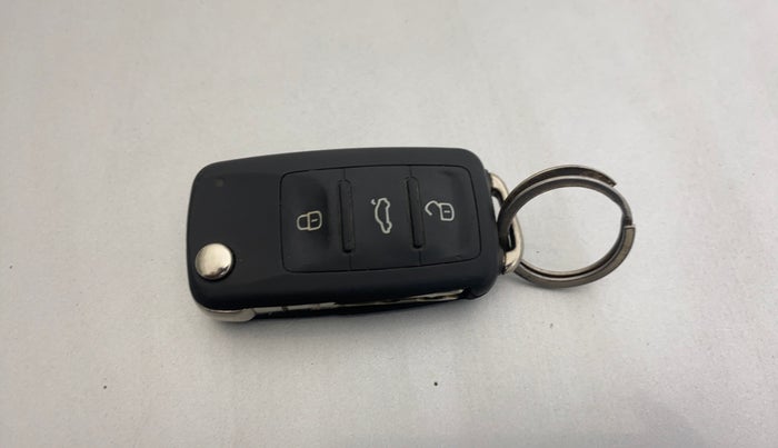 2019 Volkswagen Vento HIGHLINE PLUS 1.5 AT, Diesel, Automatic, 62,097 km, Key Close Up