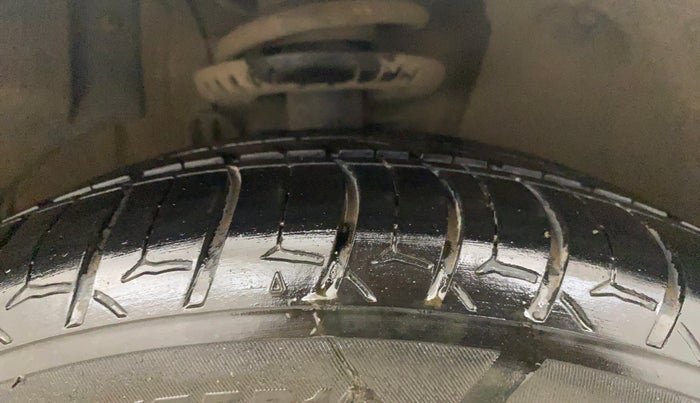 2019 Volkswagen Vento HIGHLINE PLUS 1.5 AT, Diesel, Automatic, 62,097 km, Right Front Tyre Tread