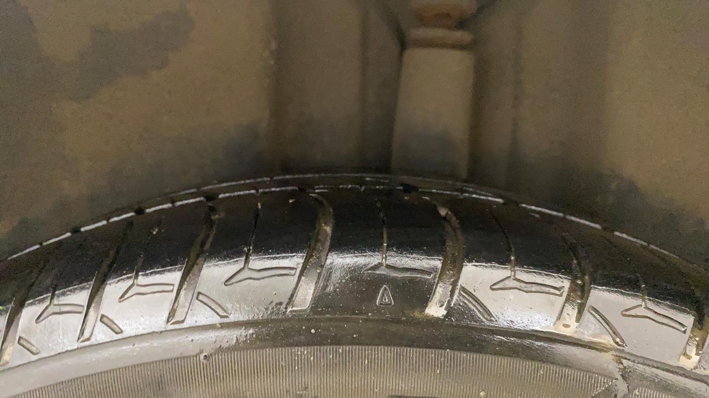 2019 Volkswagen Vento HIGHLINE PLUS 1.5 AT, Diesel, Automatic, 62,263 km, Left Rear Tyre Tread