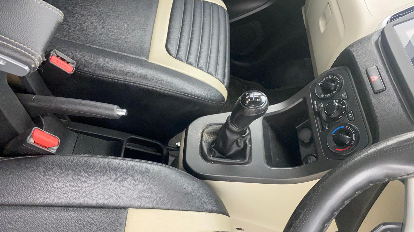 2022 Maruti New Wagon-R ZXI PLUS 1.2, Petrol, Manual, 49,363 km, Gear Lever
