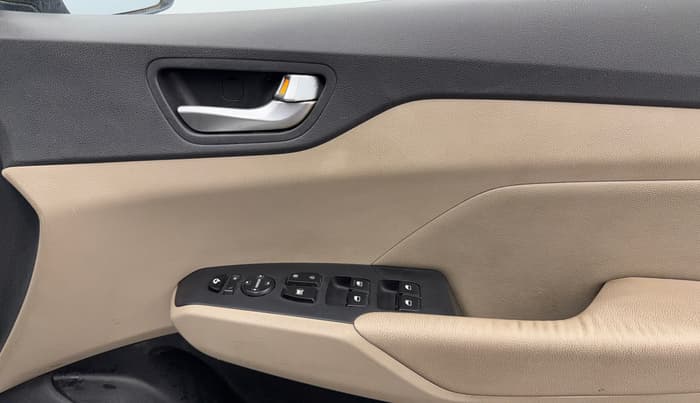 2021 Hyundai Verna SX (O) 1.5 VTVT IVT, Petrol, Automatic, 35,919 km, Driver Side Door Panels Control