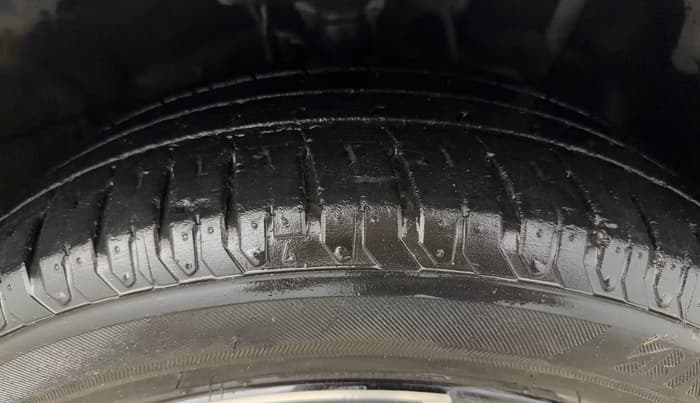 2021 Hyundai Verna SX (O) 1.5 VTVT IVT, Petrol, Automatic, 35,919 km, Right Front Tyre Tread