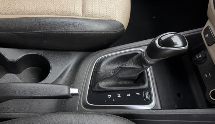 2021 Hyundai Verna SX (O) 1.5 VTVT IVT, Petrol, Automatic, 35,919 km, Gear Lever