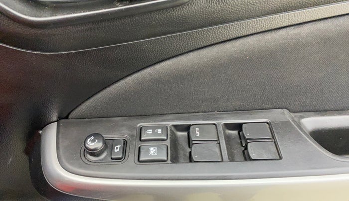2019 Maruti Swift ZXI PLUS AMT, Petrol, Automatic, 38,666 km, Driver Side Door Panels Control