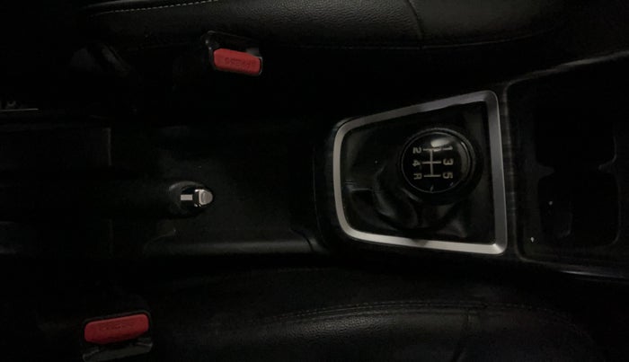 2021 Maruti Swift VXI, Petrol, Manual, 24,164 km, Gear Lever