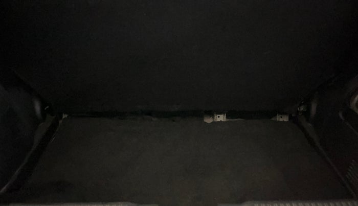 2021 Maruti Swift VXI, Petrol, Manual, 24,164 km, Boot Inside