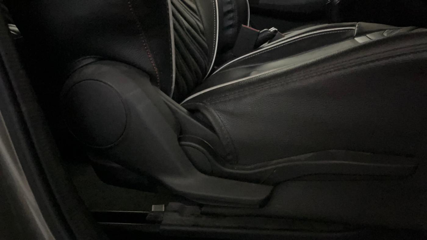 2021 Maruti Swift VXI, Petrol, Manual, 24,214 km, Driver Side Adjustment Panel