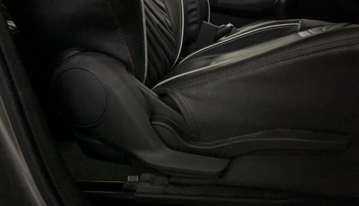 2021 Maruti Swift VXI, Petrol, Manual, 24,164 km, Driver Side Adjustment Panel