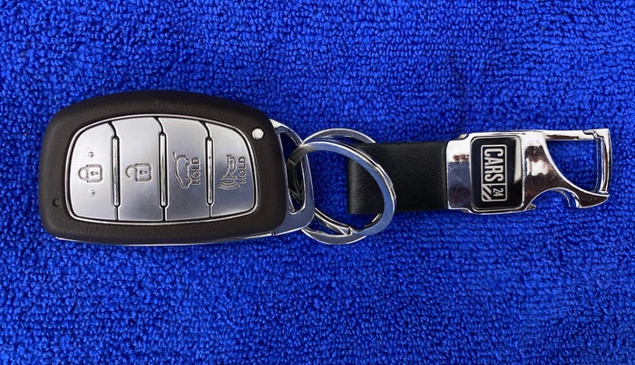 2020 Hyundai Creta SX (O) 1.4 TURBO DCT DUAL TONE, Petrol, Automatic, 30,886 km, Key Close Up