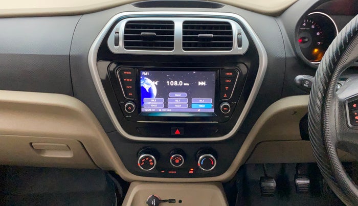 2018 Mahindra TUV300 T10, Diesel, Manual, 40,137 km, Air Conditioner