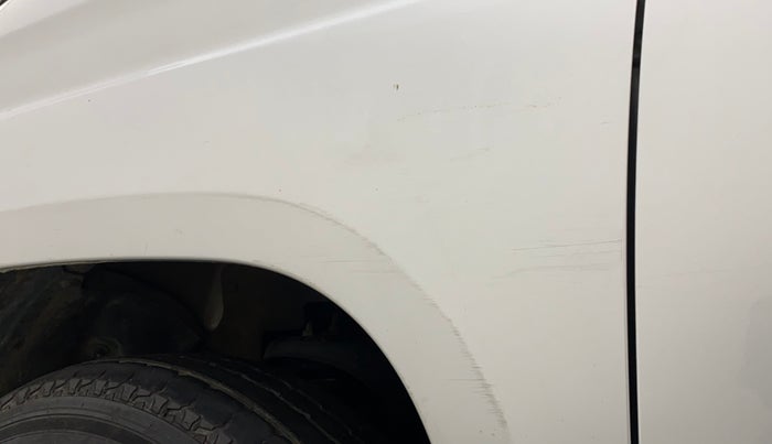 2018 Mahindra TUV300 T10, Diesel, Manual, 40,137 km, Left fender - Slightly dented