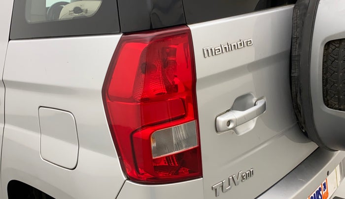2018 Mahindra TUV300 T10, Diesel, Manual, 40,137 km, Left tail light - Minor scratches