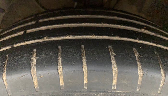 2018 Maruti Swift ZXI PLUS, Petrol, Manual, 69,676 km, Left Front Tyre Tread