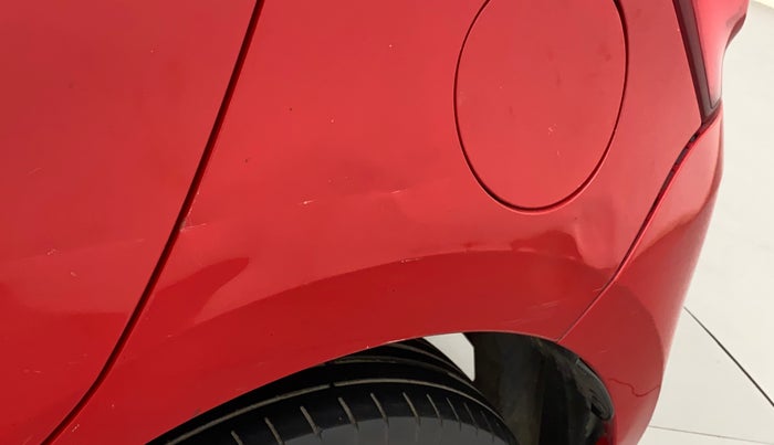2018 Maruti Swift ZXI PLUS, Petrol, Manual, 69,676 km, Left quarter panel - Slightly dented
